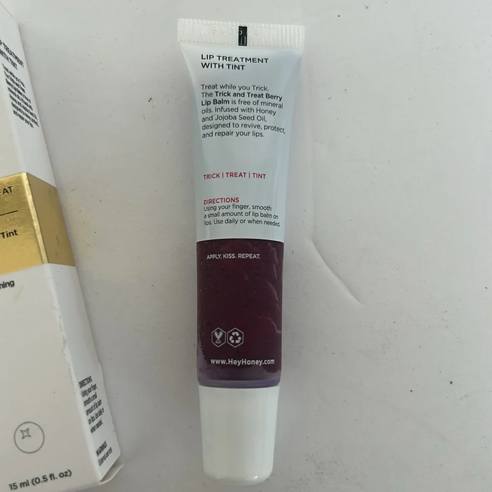 HEY HONEY BERRY LIP GLOSS NWT